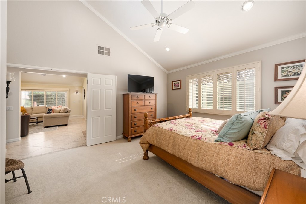 MLS #OC26007492 image #10