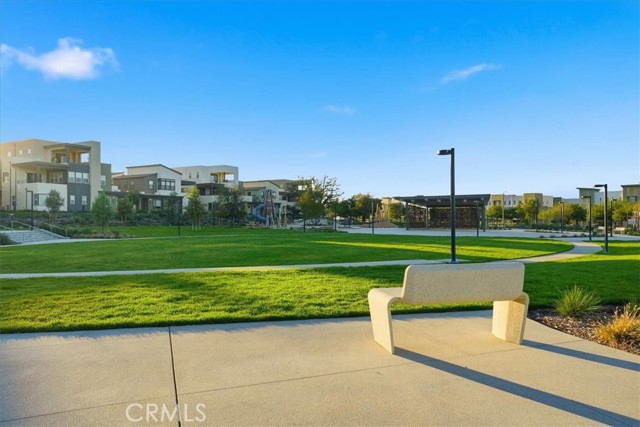 Detail Gallery Image 38 of 47 For 27317 Bear Creek Ln, Valencia,  CA 91381 - 3 Beds | 3/1 Baths