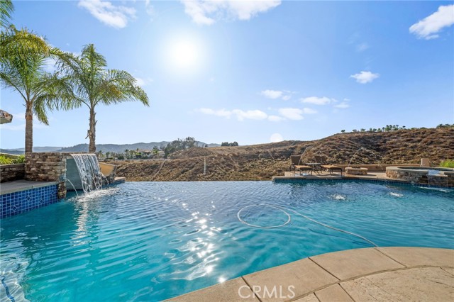 43845 Calle De Velardo, Temecula CA: https://media.crmls.org/medias/78c1a460-4e7a-4c7e-bc83-fc9c14eae41d.jpg
