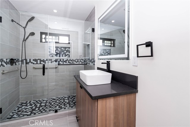 Detail Gallery Image 19 of 33 For 1242 W Summerland Ave, San Pedro,  CA 90732 - 2 Beds | 1 Baths