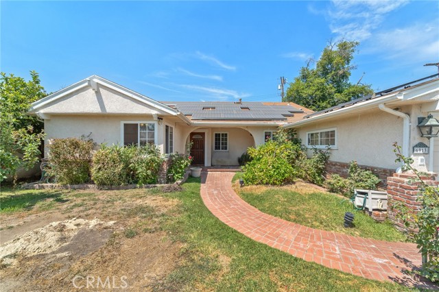 6913 Rubio Avenue, Lake Balboa CA: https://media.crmls.org/medias/78c480e6-903a-4b9c-9d77-02cccb3e179f.jpg