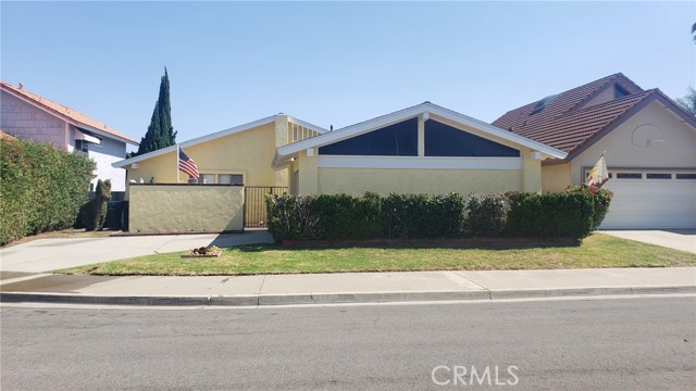 10923 Slater Ave, Fountain Valley, CA 92708