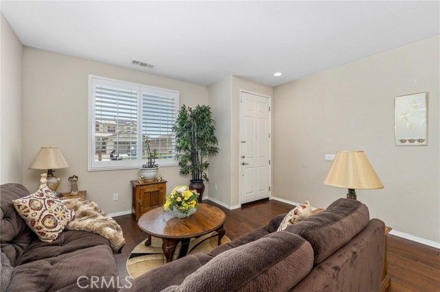 16767 Desert Lily Street, Victorville CA: https://media.crmls.org/medias/78c4f8a2-9c76-4308-915b-a4bfc9f01ddf.jpg