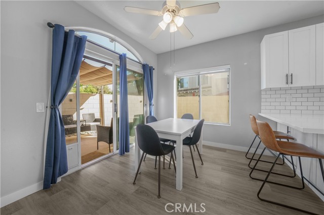 11544 Treeview Court, Moorpark CA: https://media.crmls.org/medias/78c63af7-7bf7-438f-a064-f0007e342ef3.jpg