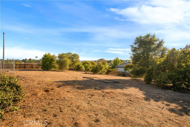 711 Tumble Creek Lane, Fallbrook CA: https://media.crmls.org/medias/78c683cf-ded7-4f10-a0ee-e24b274f548c.jpg
