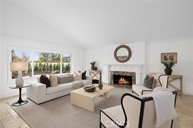 Detail Gallery Image 6 of 38 For 1801 Santiago Dr, Newport Beach,  CA 92660 - 4 Beds | 3 Baths