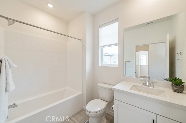 Detail Gallery Image 29 of 46 For 136 Ruby Rd, Rancho Mission Viejo,  CA 92694 - 3 Beds | 2/1 Baths