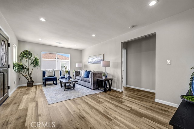 Image 2 of 39 For 14431 Harvest Ave