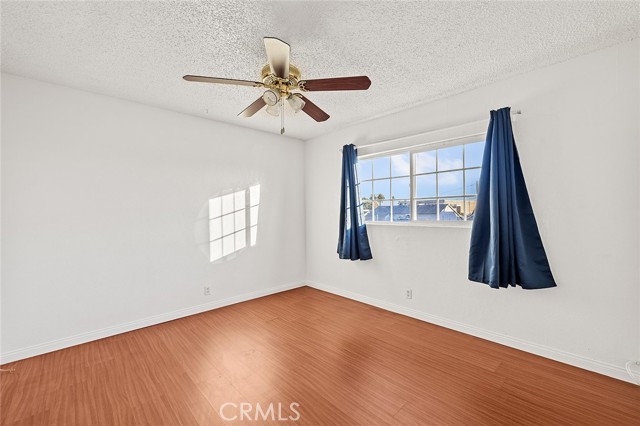 Detail Gallery Image 15 of 16 For 330 W Laurel St #C,  Compton,  CA 90220 - 1 Beds | 1 Baths