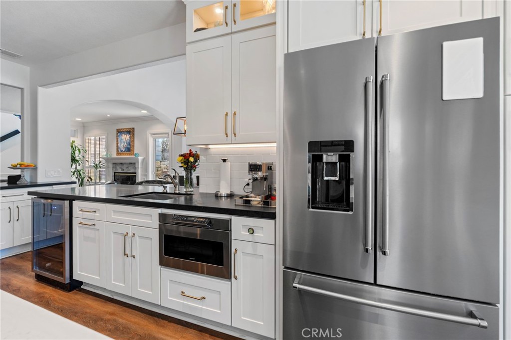 MLS #OC25192282 image #15