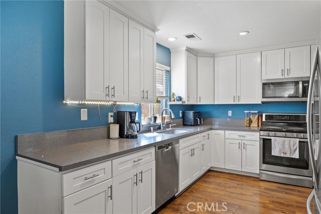 Detail Gallery Image 13 of 29 For 1580 La Linda Ln, Chico,  CA 95926 - 3 Beds | 2 Baths
