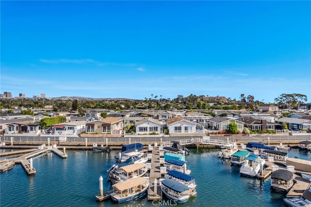 MLS #OC25248190 image #32