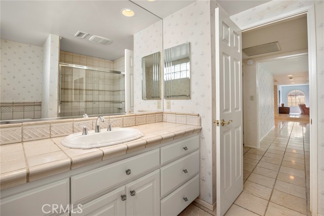 Detail Gallery Image 21 of 27 For 2113 W Chanticleer Rd, Anaheim,  CA 92804 - 4 Beds | 2 Baths