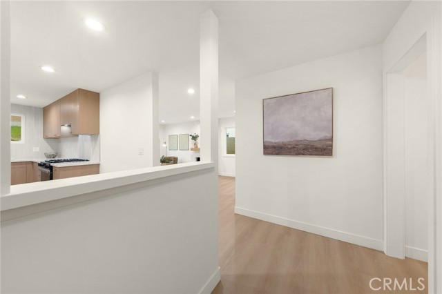 Detail Gallery Image 8 of 31 For 952 Cheyenne, Costa Mesa,  CA 92626 - 4 Beds | 2 Baths