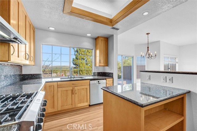 Detail Gallery Image 16 of 31 For 1091 Amberton Lane, Newbury Park,  CA 91320 - 3 Beds | 3 Baths