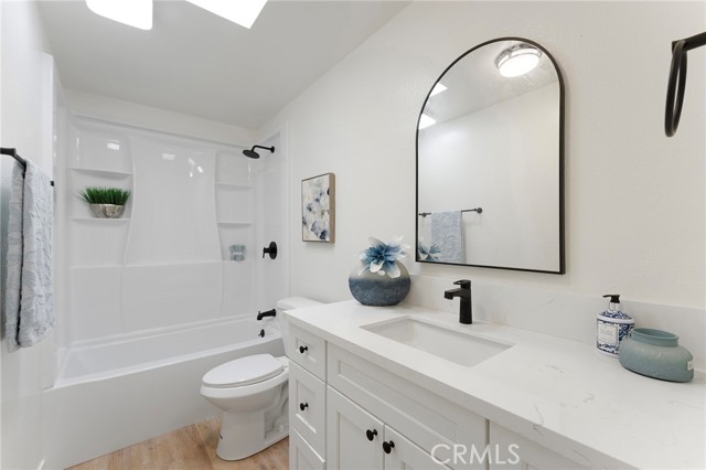 Detail Gallery Image 18 of 21 For 125 N Allen, Pasadena,  CA 91106 - 2 Beds | 2 Baths