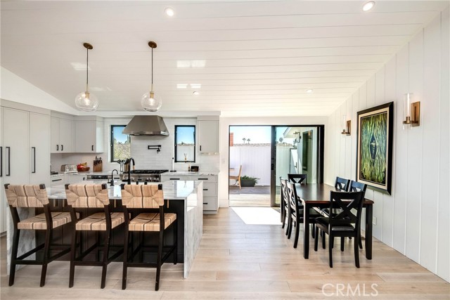 3212 Poinsettia Avenue, Manhattan Beach, California 90266, 3 Bedrooms Bedrooms, ,2 BathroomsBathrooms,Residential,Sold,Poinsettia,SB22036915