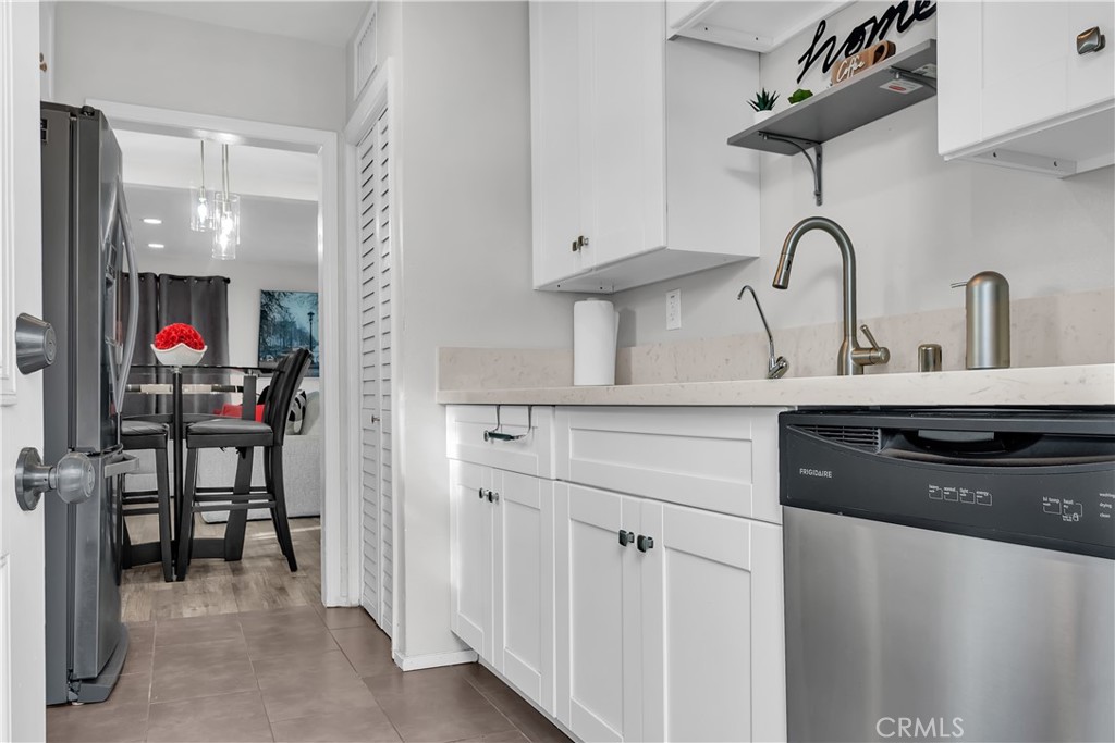 MLS #DW25218126 image #9