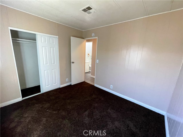Detail Gallery Image 13 of 27 For 22838 Bear Valley Rd #40,  Apple Valley,  CA 92308 - 3 Beds | 2 Baths