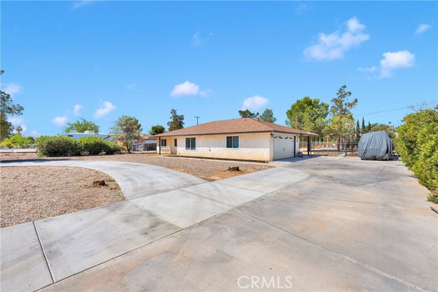 12546 Snapping Turtle Road, Apple Valley CA: https://media.crmls.org/medias/78d306d8-55ab-4144-a2d6-183f91c28aaa.jpg