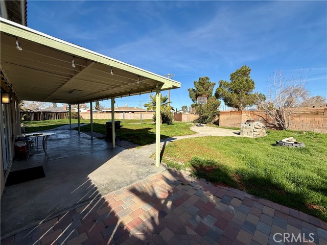 Detail Gallery Image 12 of 16 For 4853 Minstrel, Palmdale,  CA 93552 - 5 Beds | 3 Baths