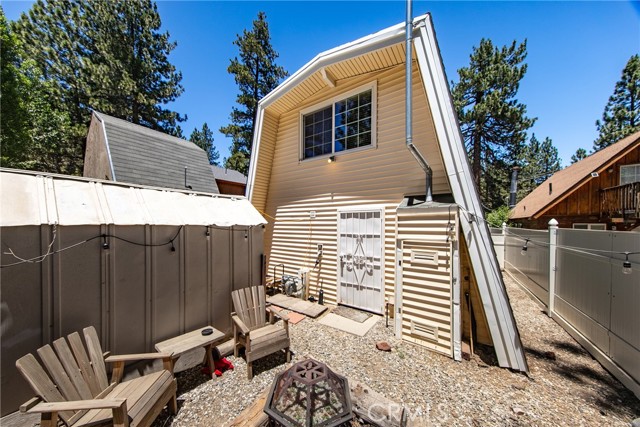 Detail Gallery Image 16 of 20 For 726 Elysian Bld, Big Bear City,  CA 92314 - 2 Beds | 2 Baths