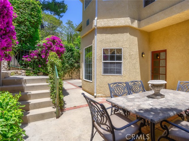 5815 Irving Avenue, La Crescenta CA: https://media.crmls.org/medias/78d4cdce-9f96-449a-bc93-724bf4fbb2d7.jpg