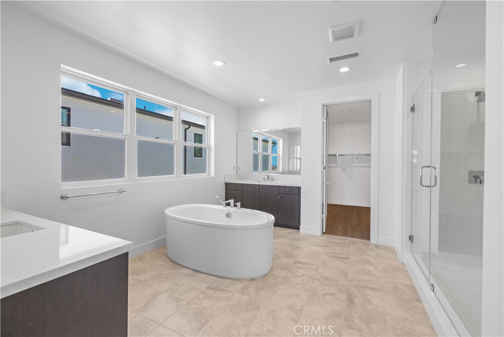 MLS #OC26146545 image #17