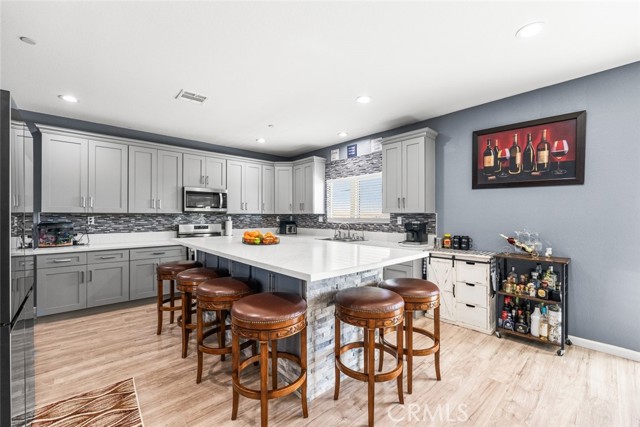 Detail Gallery Image 18 of 57 For 10588 Peach Ave, California City,  CA 93505 - 4 Beds | 2/1 Baths