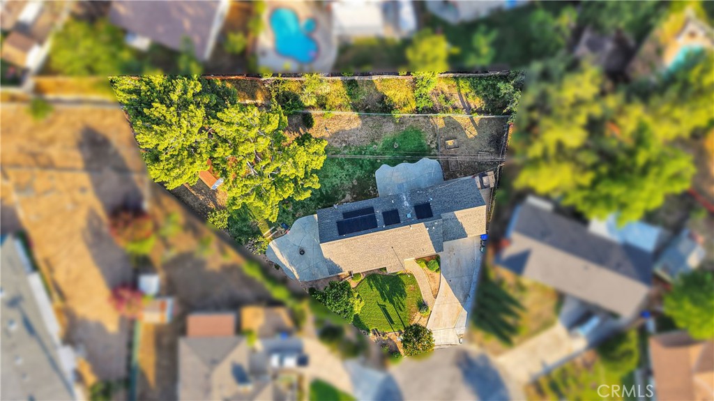 https://media.crmls.org/medias/78d653de-826b-4ca1-8c6a-918d2aeca787.jpg?preset=X-Large
