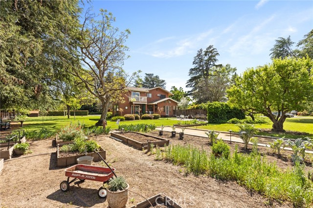 Detail Gallery Image 42 of 54 For 3544 Bay Ave, Chico,  CA 95973 - 3 Beds | 3/1 Baths
