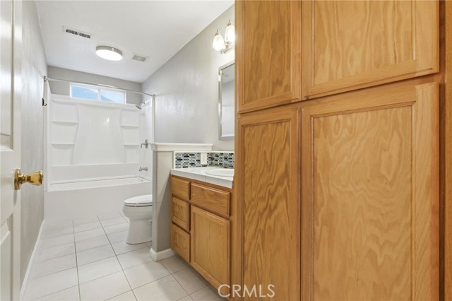 Detail Gallery Image 37 of 57 For 1095 W Saffron, Hanford,  CA 93230 - 4 Beds | 2 Baths