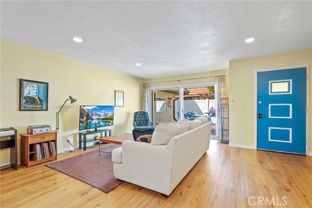 Detail Gallery Image 2 of 38 For 23392 via Jacinto, Aliso Viejo,  CA 92656 - 3 Beds | 2 Baths