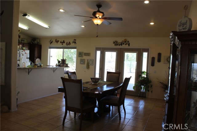 Image 21 of 52 For 5150 Carlsbad