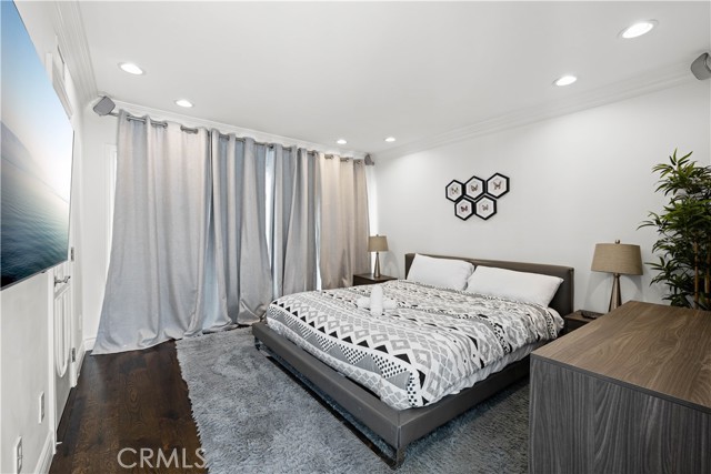 Detail Gallery Image 28 of 64 For 16221 Elisa Pl, Encino,  CA 91436 - 5 Beds | 5/1 Baths