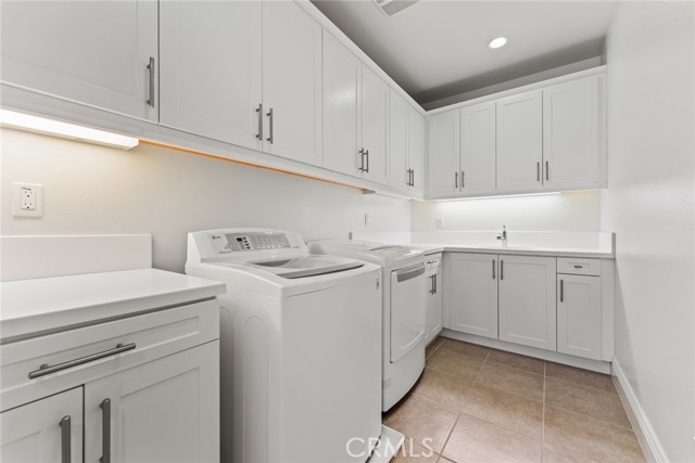 Detail Gallery Image 44 of 54 For 115 Mustard, Irvine,  CA 92618 - 4 Beds | 4/1 Baths