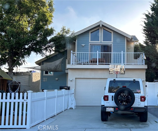 Detail Gallery Image 1 of 1 For 1817 Gramercy Ave, Torrance,  CA 90501 - 2 Beds | 2 Baths