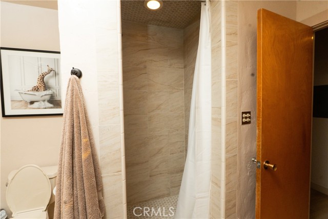 Detail Gallery Image 38 of 59 For 25565 Road 13, Chowchilla,  CA 93610 - 4 Beds | 3 Baths