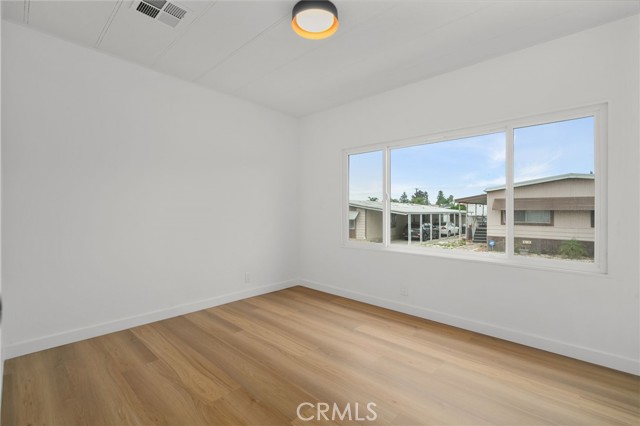 626 N. Dearborn Street, Redlands CA: https://media.crmls.org/medias/78d89c66-b7bd-4141-a798-4ad76b65afd2.jpg