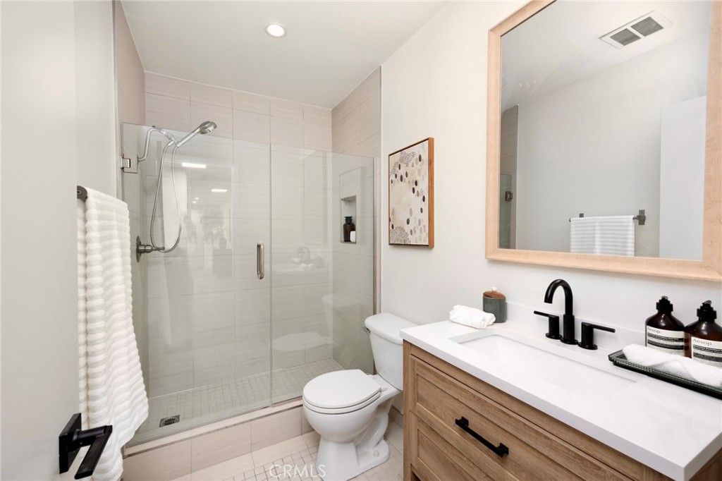 MLS #WS25137997 img 15