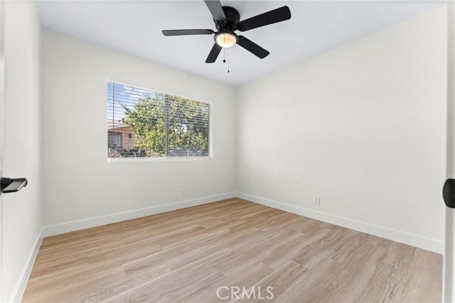 Detail Gallery Image 18 of 20 For 1382 via Santiago, Corona,  CA 92882 - 2 Beds | 1 Baths