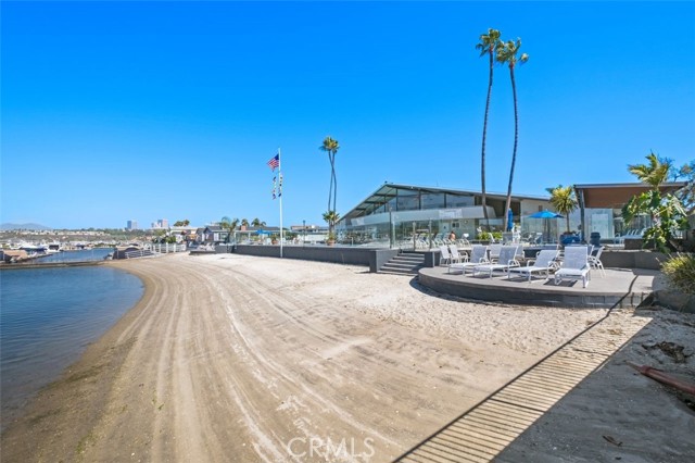 Detail Gallery Image 28 of 33 For 259 Mayflower Dr, Newport Beach,  CA 92660 - 2 Beds | 2 Baths