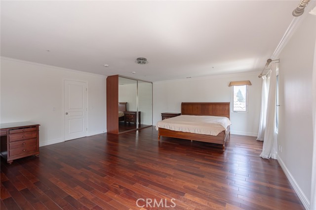 Detail Gallery Image 14 of 21 For 49 W La Sierra Dr, Arcadia,  CA 91007 - 4 Beds | 4/1 Baths