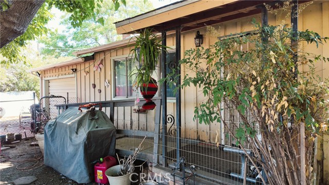 Image 6 of 8 For 9714 San Benito Avenue