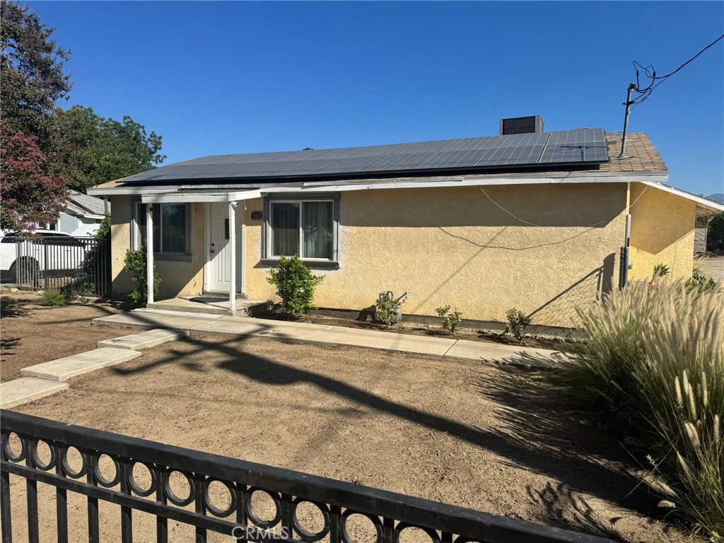 358 E Caroline Street