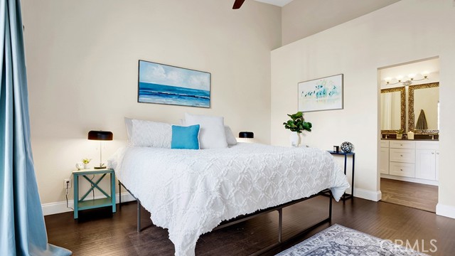 Detail Gallery Image 18 of 31 For 19431 57d Rue De Valore, Lake Forest,  CA 92610 - 2 Beds | 2 Baths