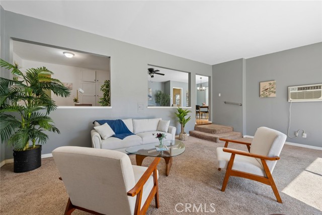 Detail Gallery Image 4 of 45 For 1843 Kenneth Way, Pasadena,  CA 91103 - 3 Beds | 2 Baths