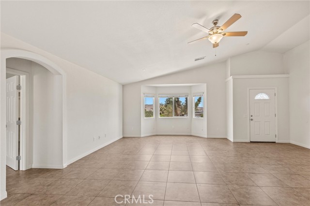 Detail Gallery Image 6 of 36 For 56595 Desert Gold Dr, Yucca Valley,  CA 92284 - 3 Beds | 2 Baths