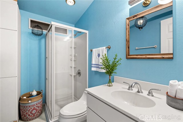 22910 Olivas Avenue, Nuevo CA: https://media.crmls.org/medias/78dda09b-84ee-47b0-9152-9f83e36ff113.jpg