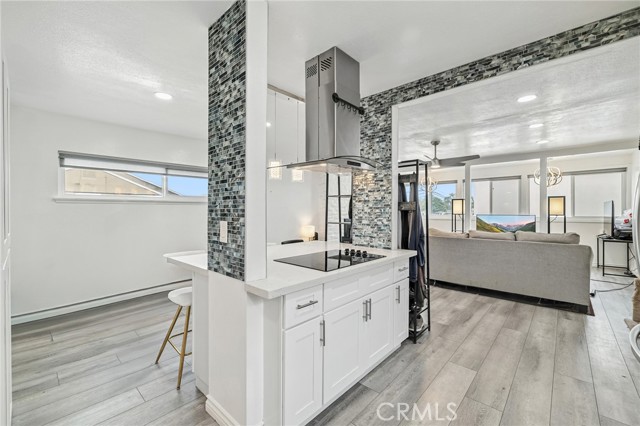 Detail Gallery Image 4 of 32 For 1349 Edgewood Way #49,  Oxnard,  CA 93030 - 2 Beds | 2 Baths